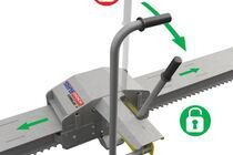 Manually operated vehicle restraint system COMBILOK M1